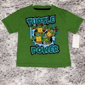 NWT Nickelodeon Green Ninja Turtle Tshirt Size 2T ✨ Add to any bundle for $5